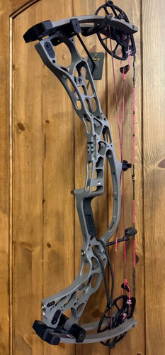Very nice hoyt alpha - very,