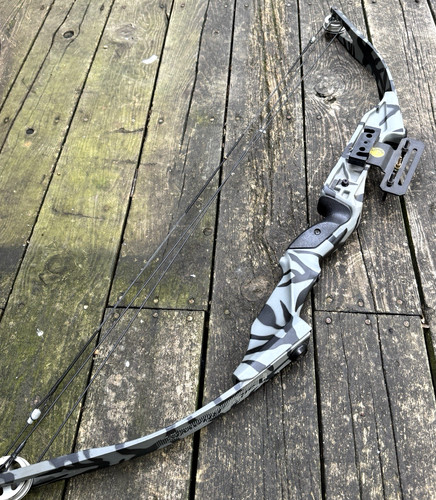Silverhawk compound bow - silverhawk,