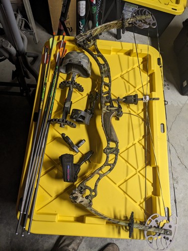 Bowtech tribute compound - tribute,